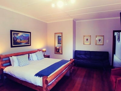 Luxury Room (sleeps 2)