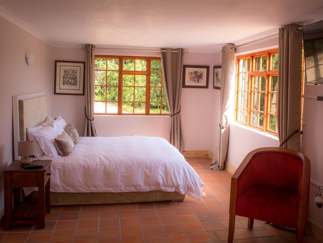 Winelands Villa Guesthouse & Cottages
