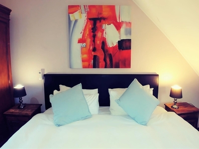 Luxury Room (sleeps 3)