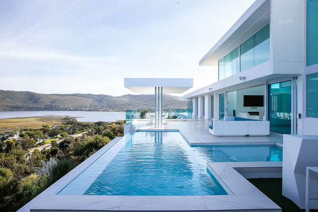 Exclusive Use Luxury Villa