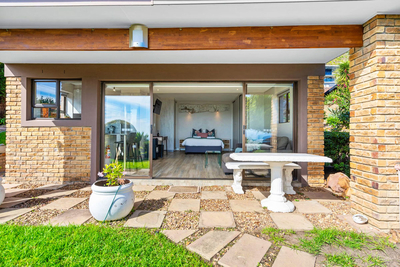 Zaria Sun Cottage