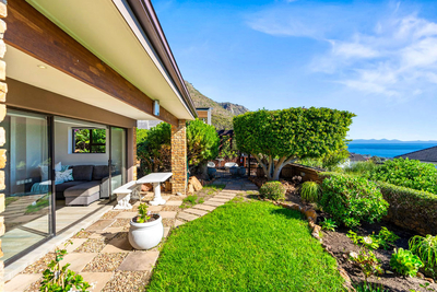Zaria Sun Cottage