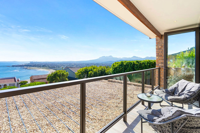 Exclusive Use Holiday Apartment