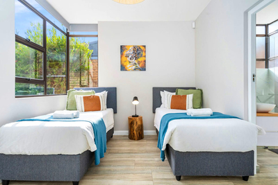 Zaria Sun Family Apartment