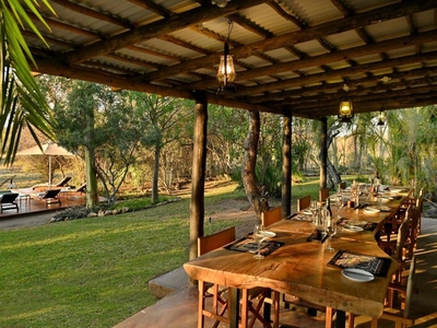 Zazu Private Bush Lodge