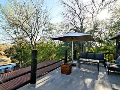 Zazu Private Bush Lodge
