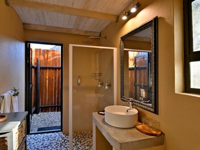 Matumi Chalet