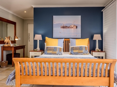 Driftwood Studio Apartment