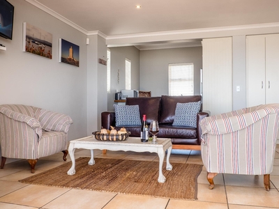 Driftwood Studio Apartment