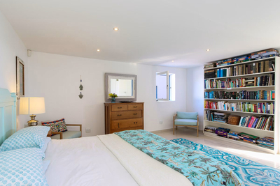 Zula Beach House