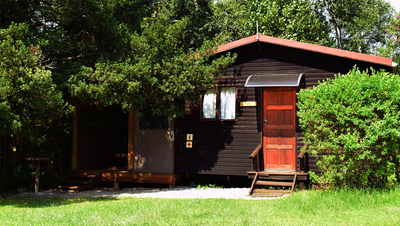 Budget Cabin / Guides Room