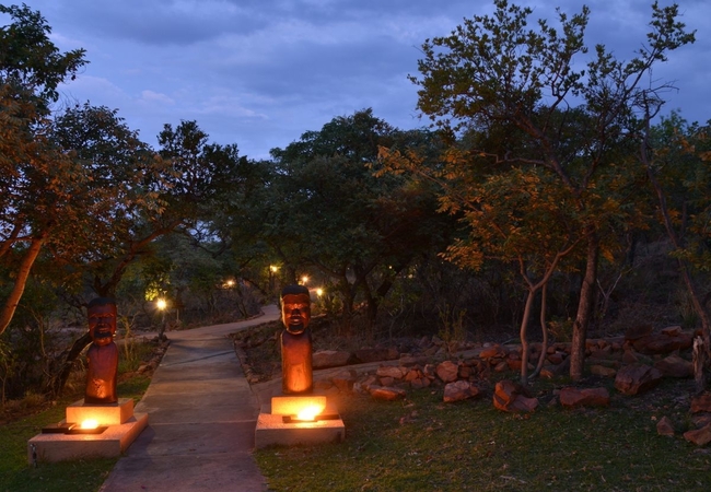 Zwahili Private Game Lodge